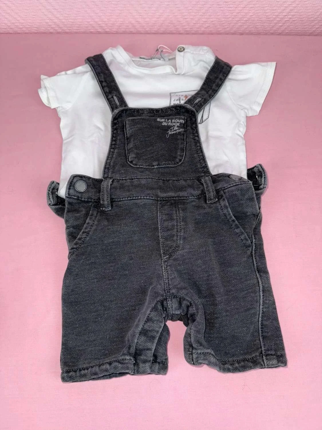 Conjunto, camiseta, mono, niño ikks talla 12 meses – photo 2